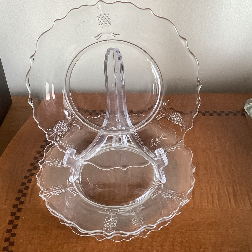 Four Clear Glass Luncheon Plates with Pineapple Design